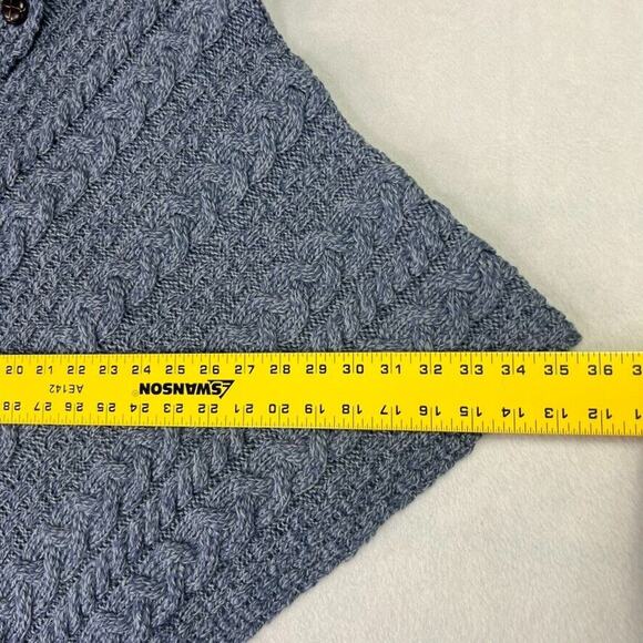 Aran Sweater Womens One Size Grey Overhead Cape Cable Knit Merino Wool Ireland - Picture 4 of 7